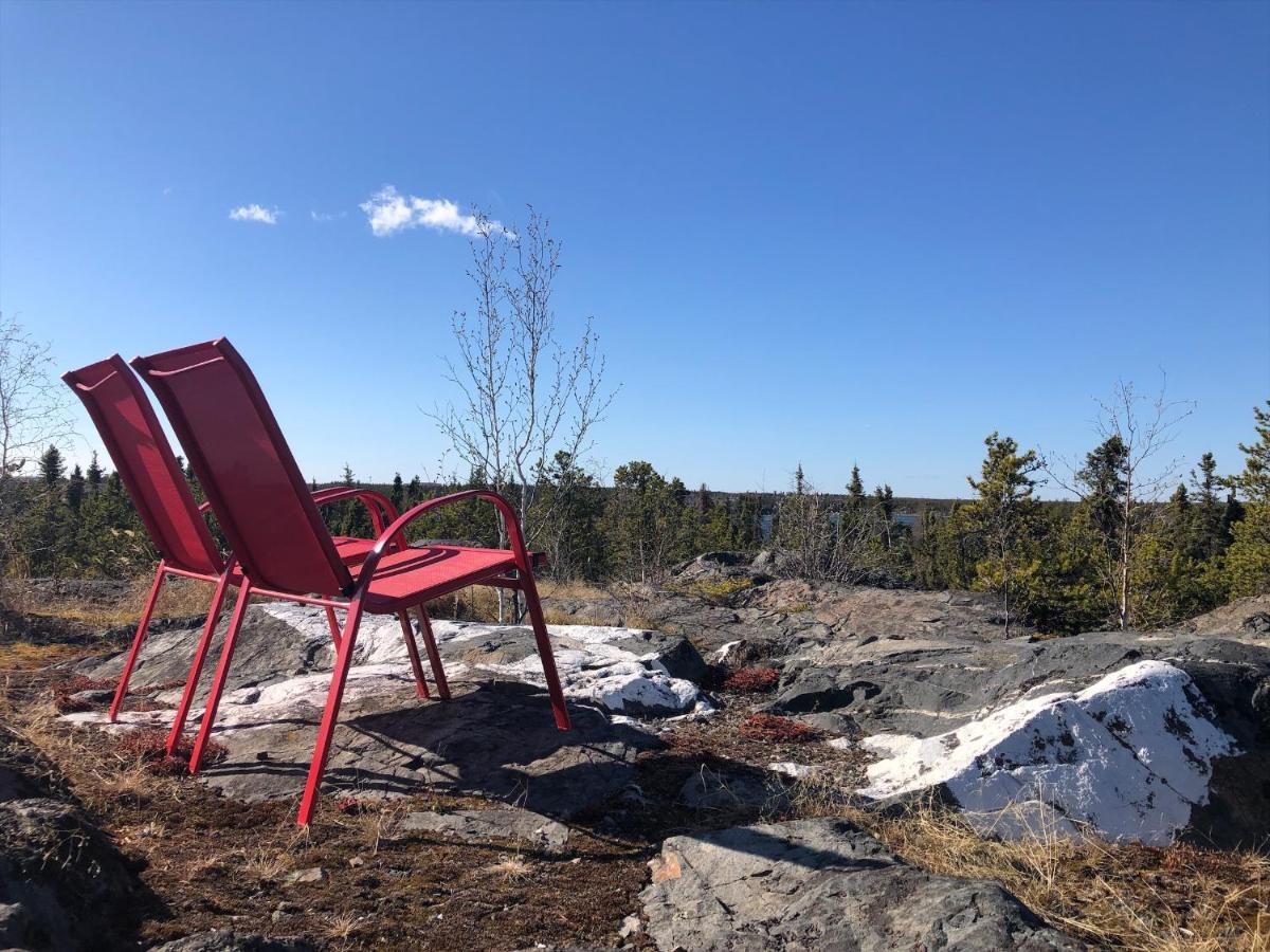 Bed and Breakfast 好丘。Hacho House Yellowknife Exterior foto